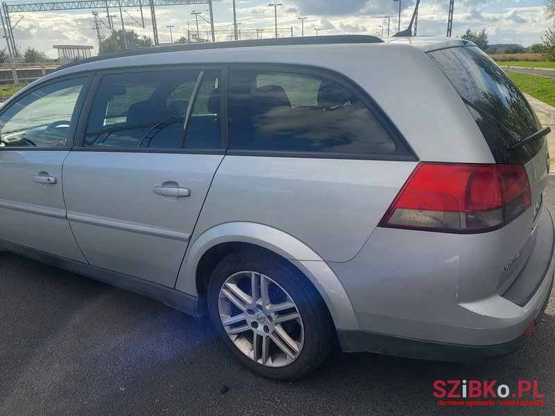 2005' Opel Vectra 1.9 Cdti Cosmo photo #5