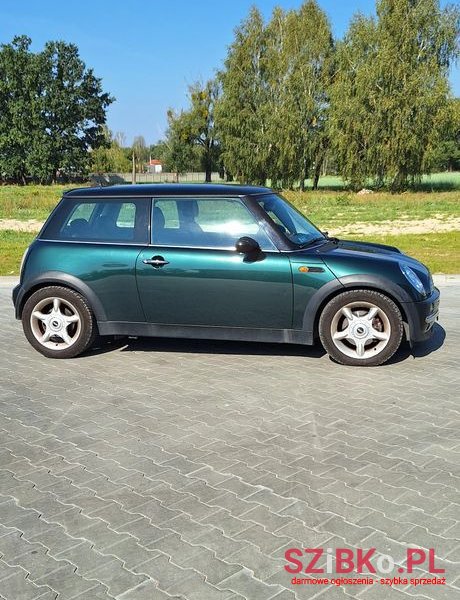 2004' MINI Cooper photo #5