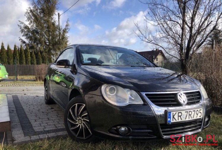 2008' Volkswagen Eos photo #4