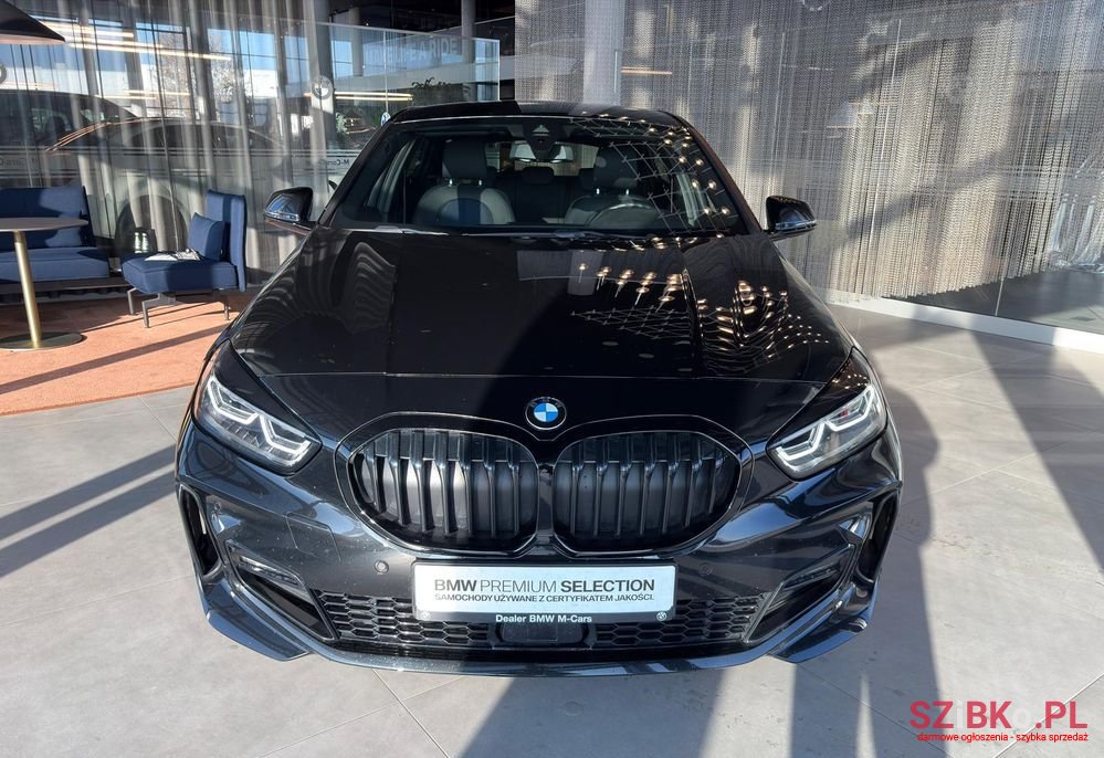 2023' BMW 1 Series 118I M Sport photo #2