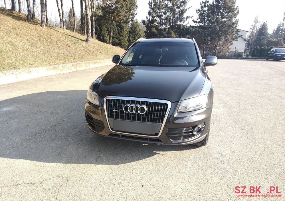 2010' Audi Q5 photo #1