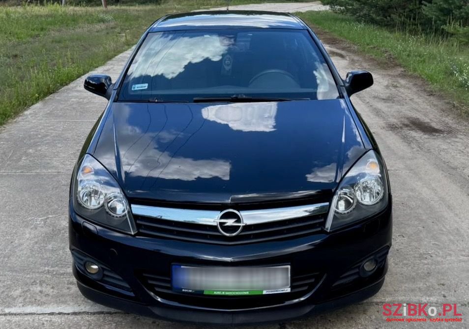 2005' Opel Astra Iii Gtc 1.8 Sport photo #2