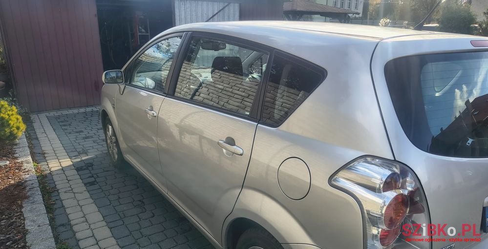 2005' Toyota Corolla Verso 1.8 Sol + 7Os photo #3