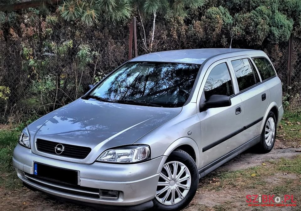 2004' Opel Astra photo #1