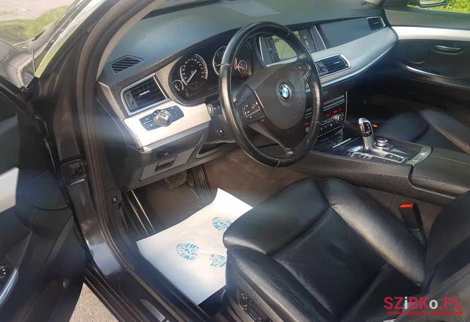 2010' BMW 5Gt photo #3