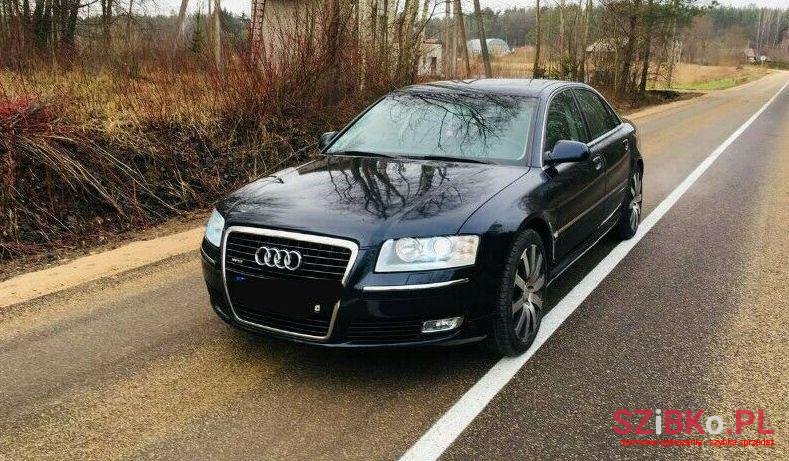 2004' Audi A8 photo #1