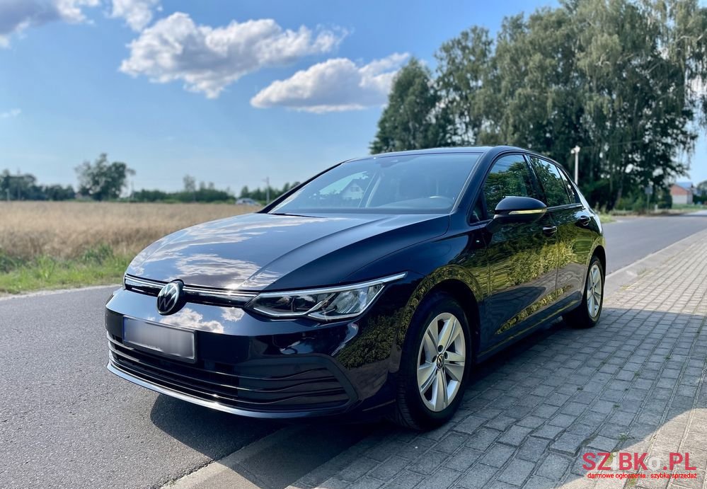 2020' Volkswagen Golf photo #2