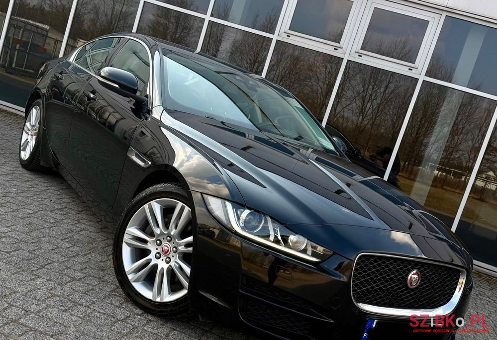 2016' Jaguar XE 20D Portfolio photo #1