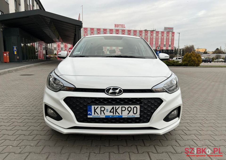 2019' Hyundai i20 photo #2