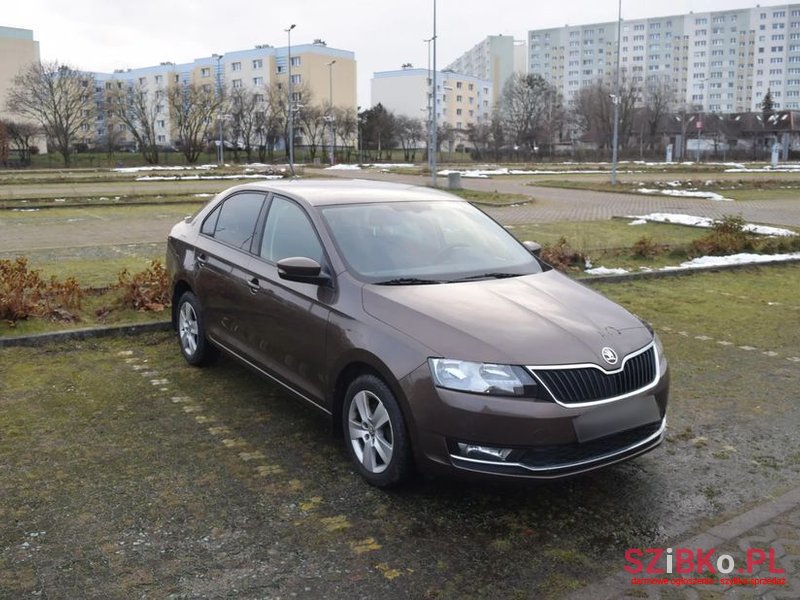 2018' Skoda Rapid 1.4 Tsi Dsg Style photo #5