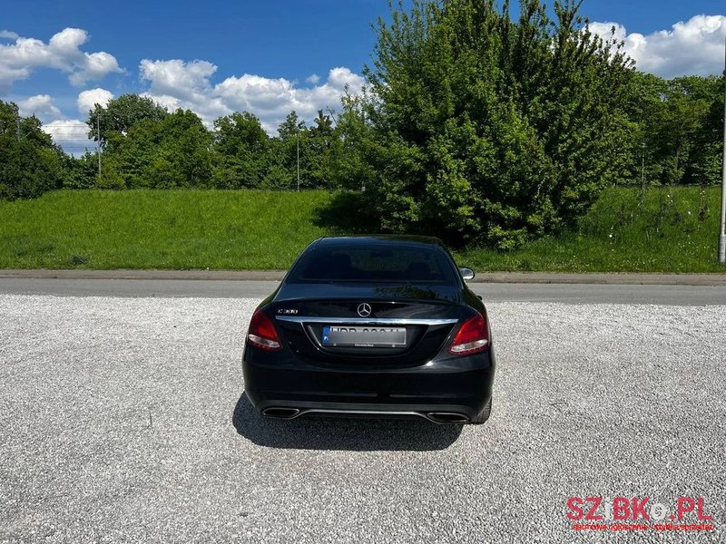 2016' Mercedes-Benz C-Class 300 9G-Tronic photo #6