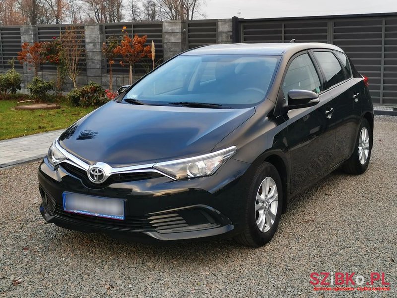 2015' Toyota Auris 1.33 Vvt-I Active photo #1