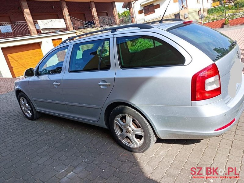 2010' Skoda Octavia 1.8 Tsi Elegance photo #5