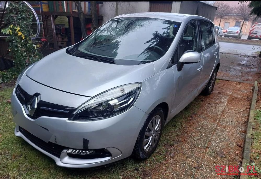 2013' Renault Scenic 1.5 Dci Bose Edc photo #1