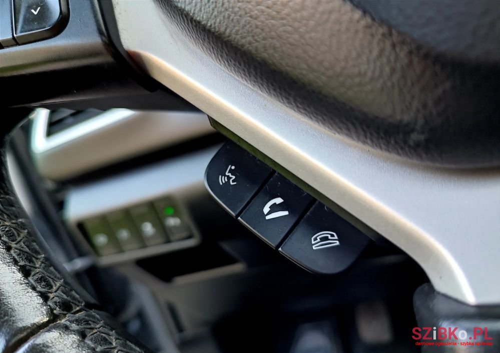 2014' Suzuki SX4 S-Cross photo #3