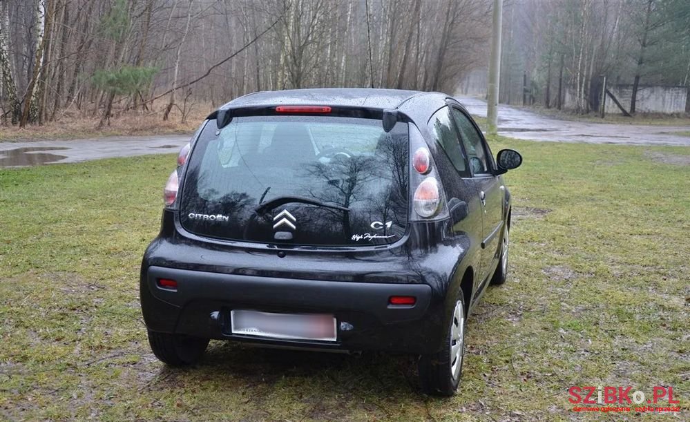 2010' Citroen C1 1.0 Attraction photo #5