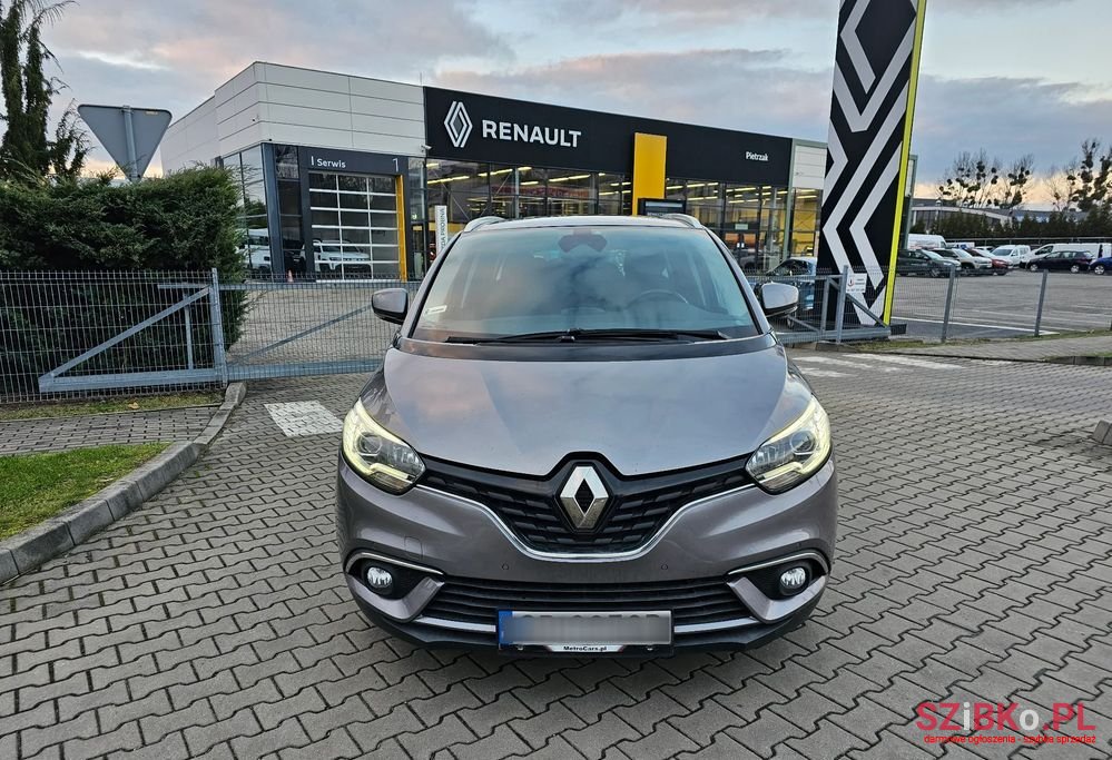 2017' Renault Scenic photo #2