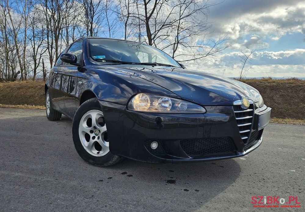 2007' Alfa Romeo 147 photo #1