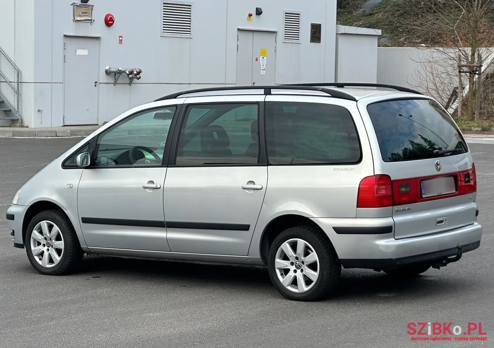 2003' Volkswagen Sharan photo #2