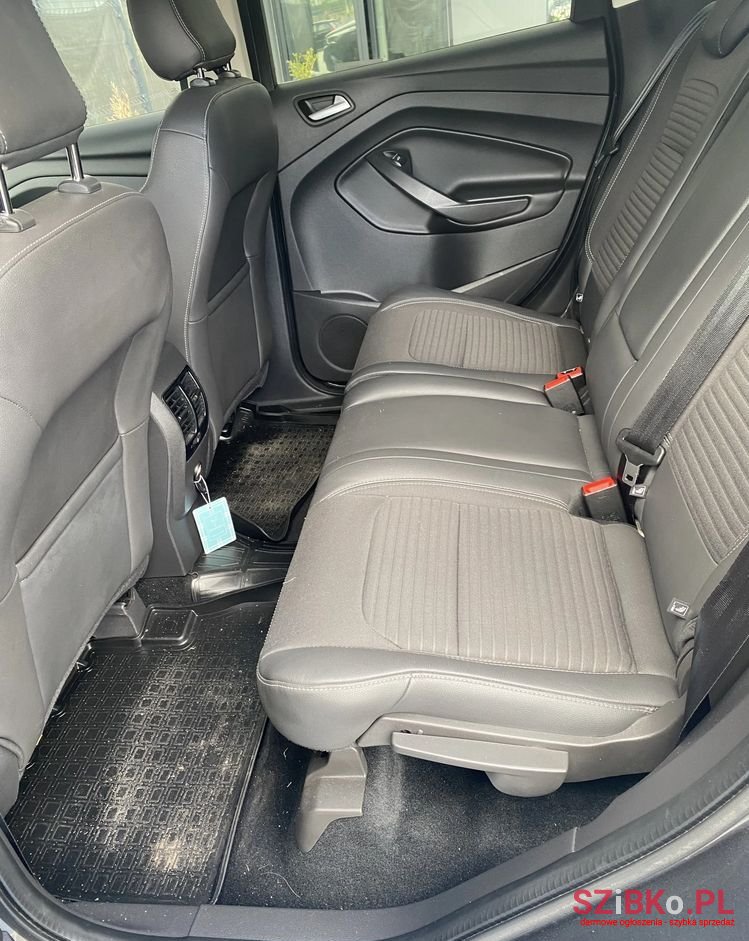 2018' Ford Kuga 2.0 Tdci 4X4 Titanium photo #5