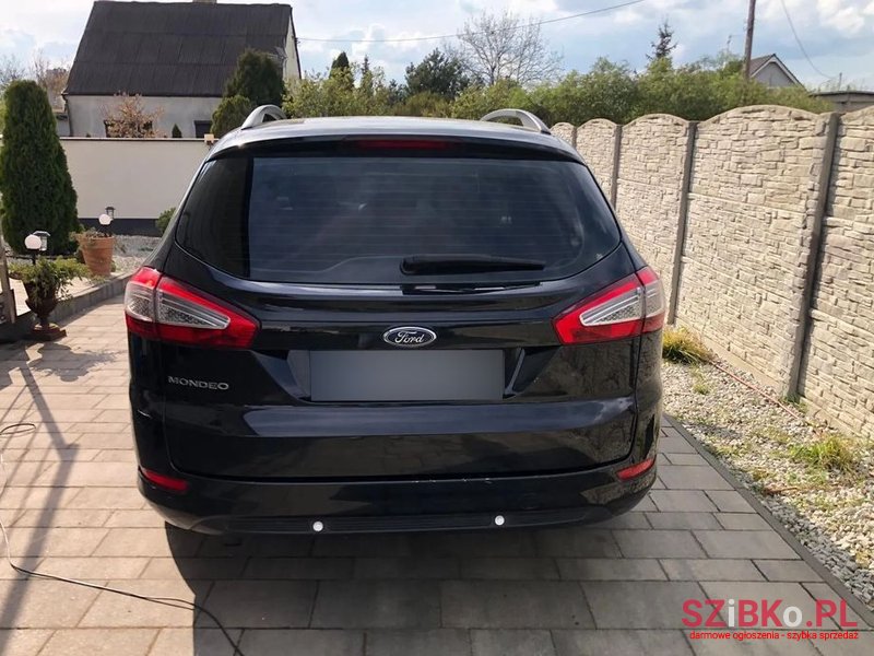 2011' Ford Mondeo photo #4