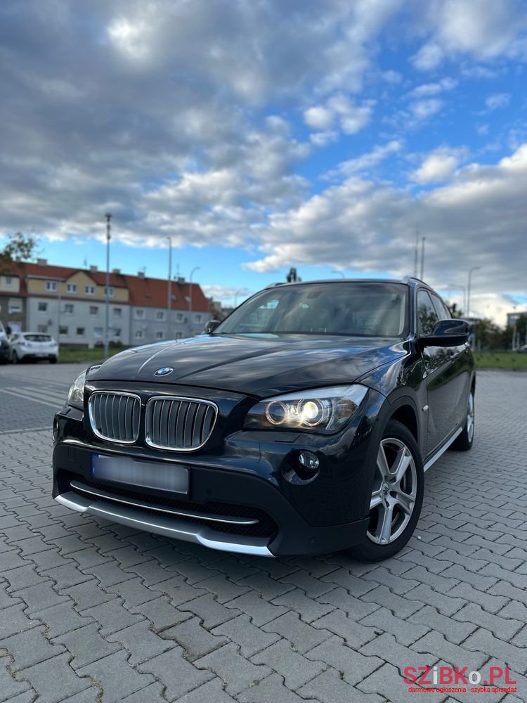 2011' BMW X1 photo #1