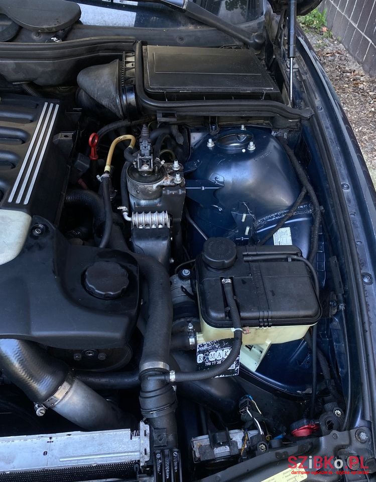 2002' BMW 5 Series photo #3