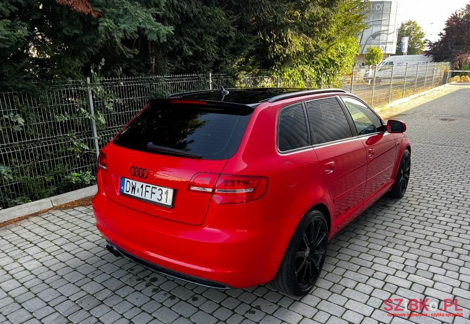 2010' Audi A3 photo #3