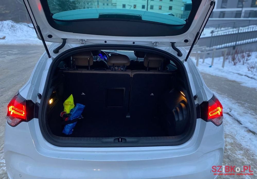 2011' Citroen DS4 1.6 Thp Sochic Mcp photo #5