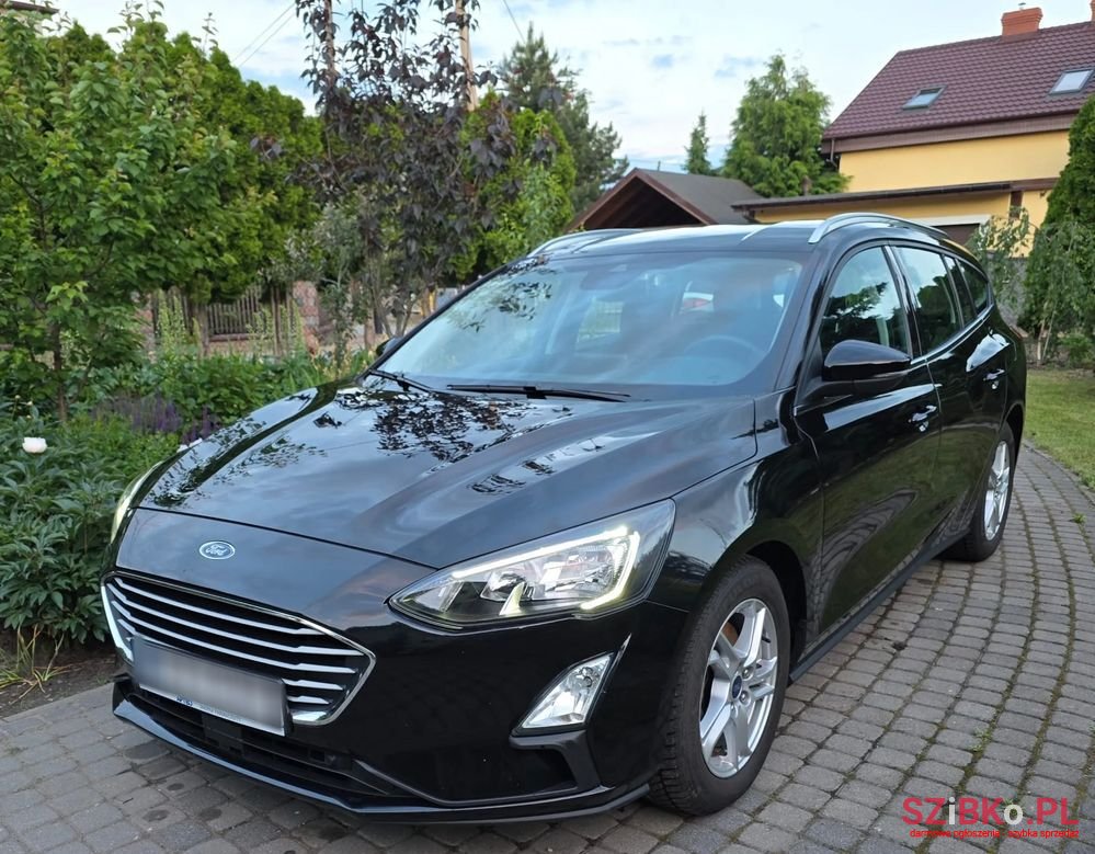 2020' Ford Focus photo #3