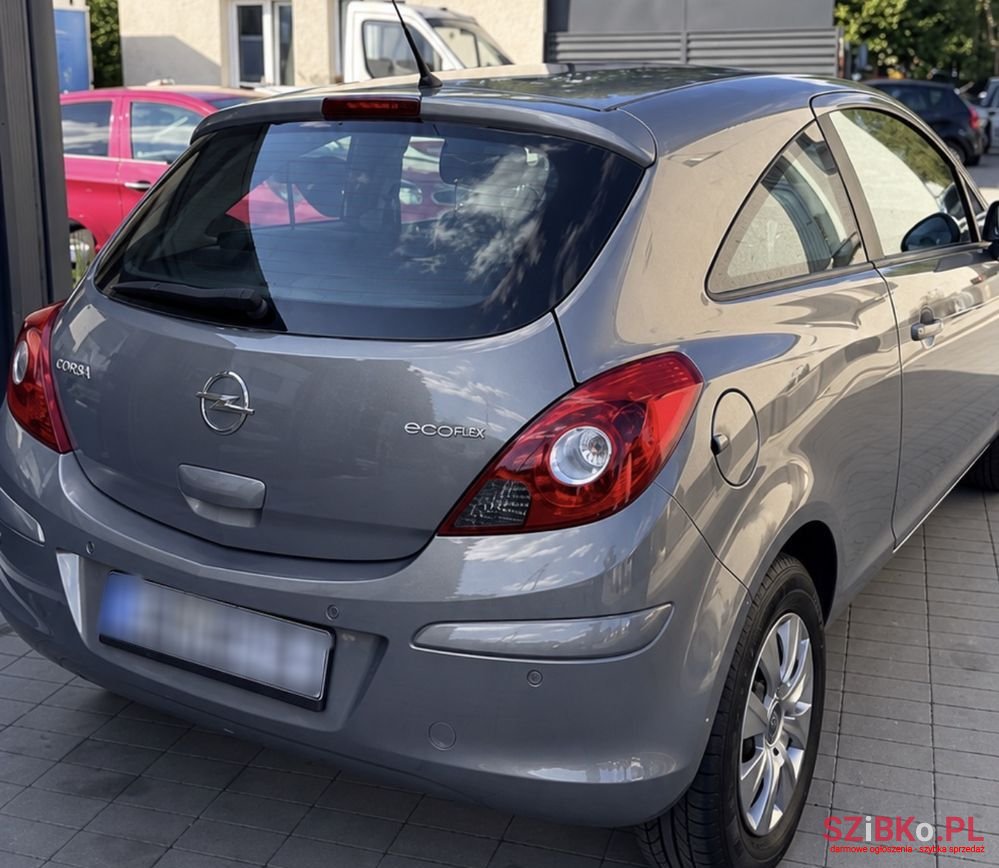 2013' Opel Corsa photo #3