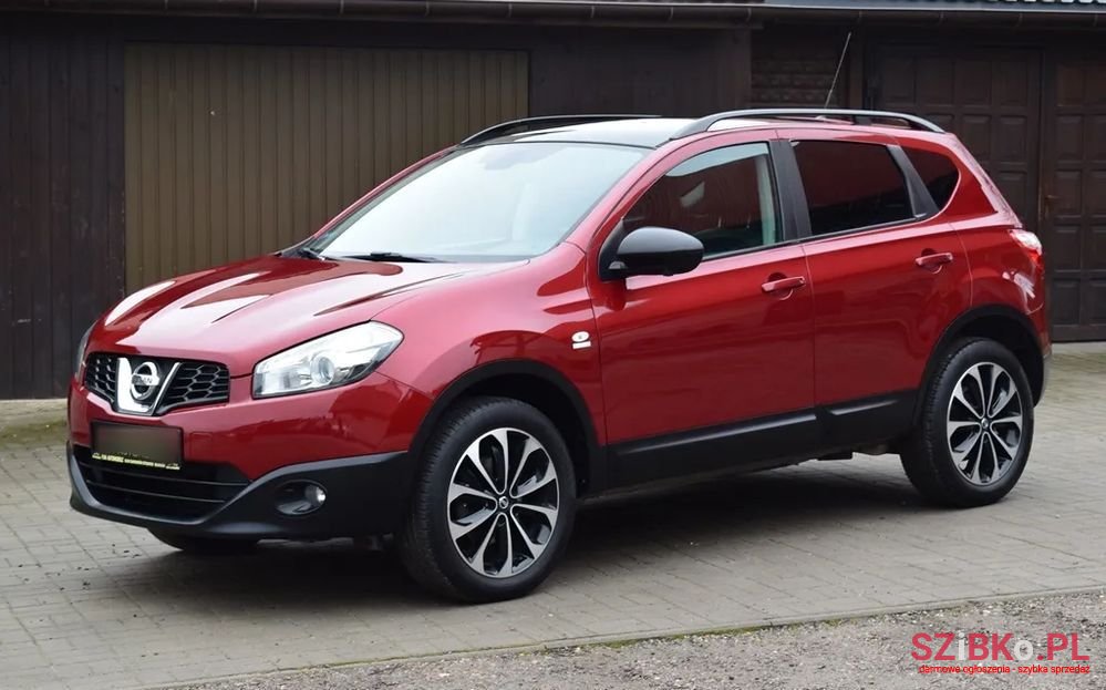 2013' Nissan Qashqai 1.6 Tekna photo #3