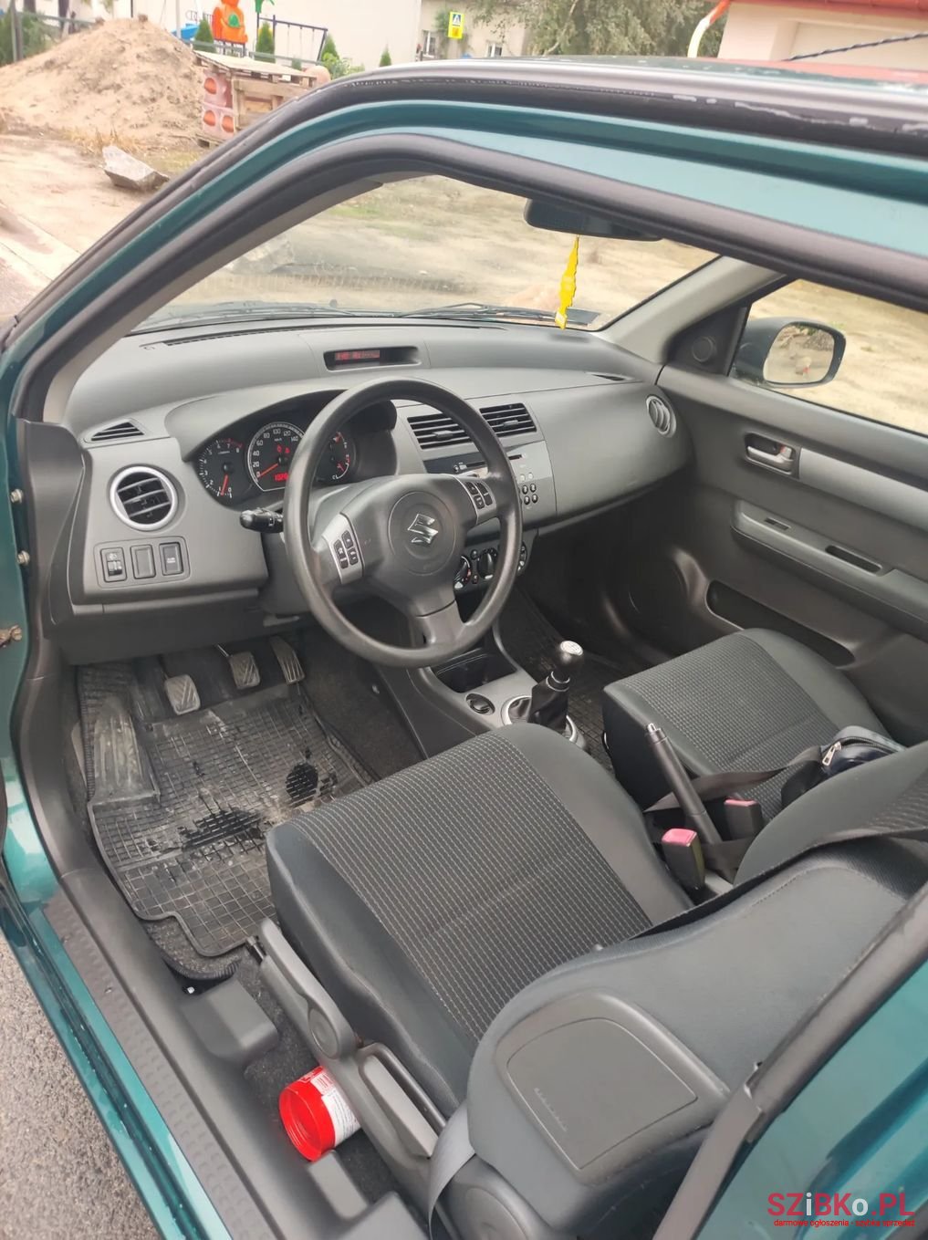 2006' Suzuki Swift photo #3