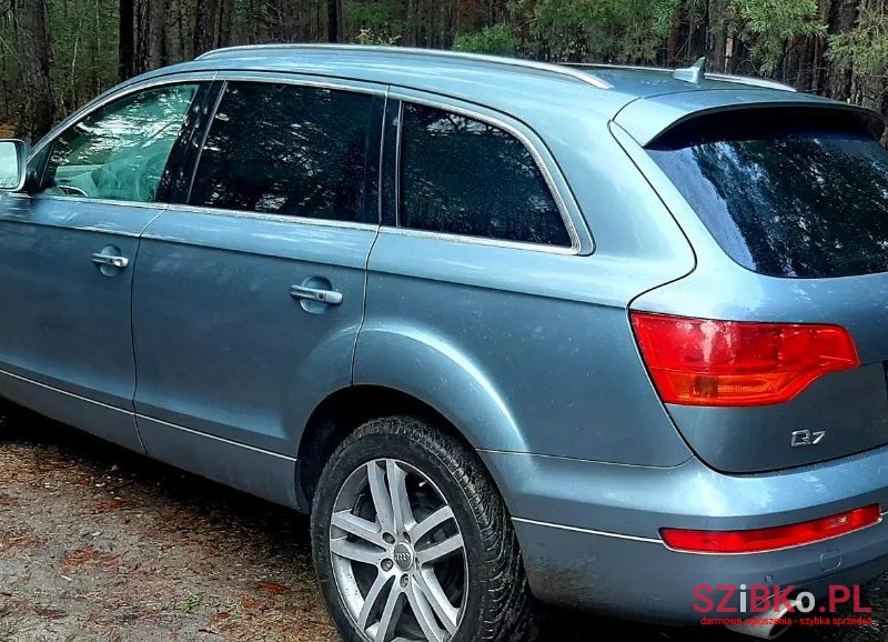 2008' Audi Q7 photo #3