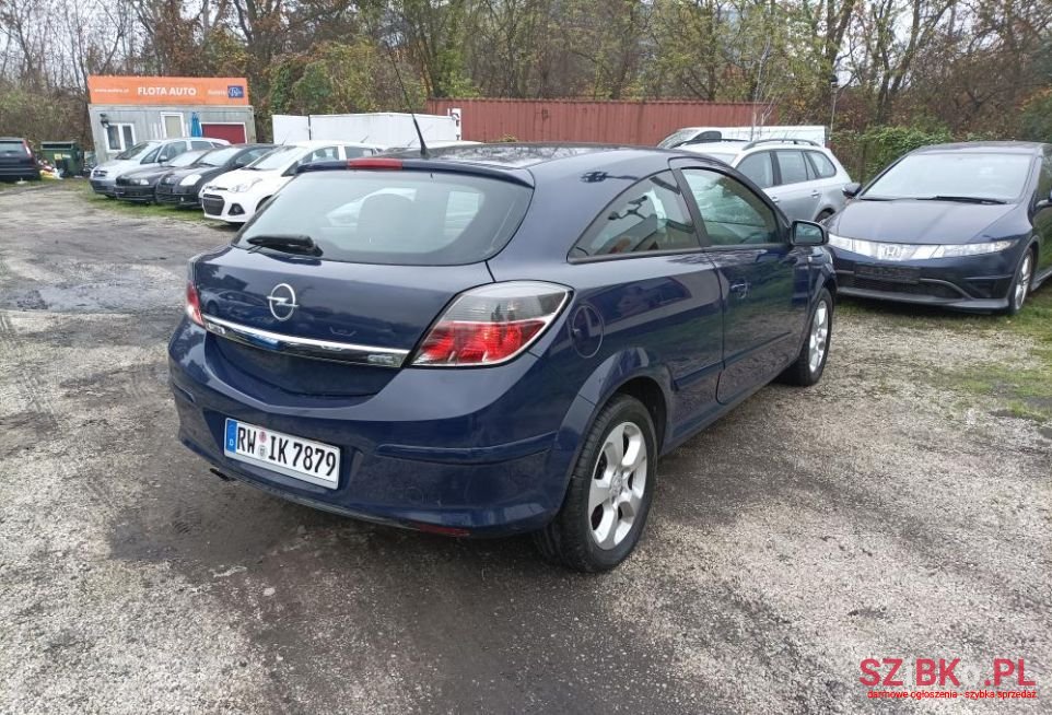 2005' Opel Astra Sport photo #4
