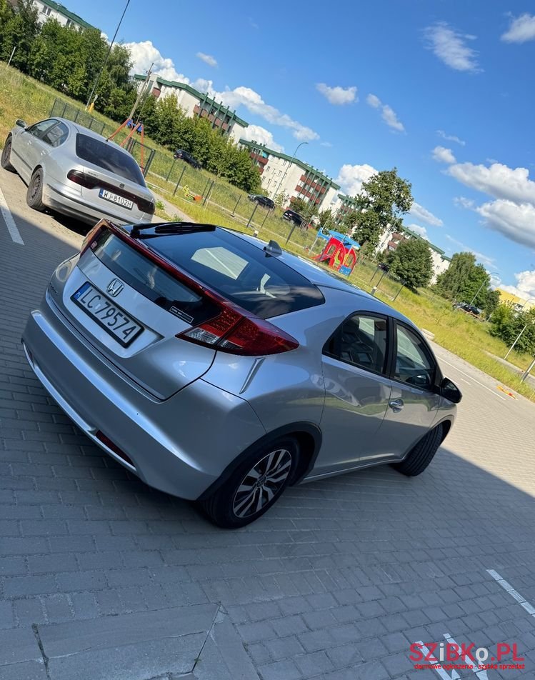 2013' Honda Civic 1.6 I-Dtec S photo #4