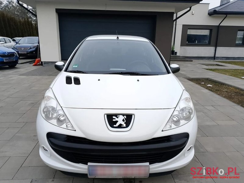 2010' Peugeot 206 206+ 60 photo #3