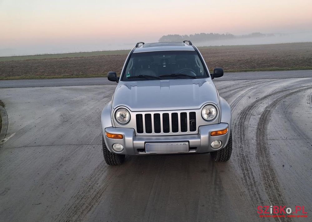 2002' Jeep Cherokee 3.7 Limited photo #3