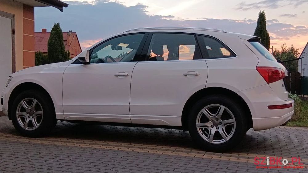 2011' Audi Q5 photo #6