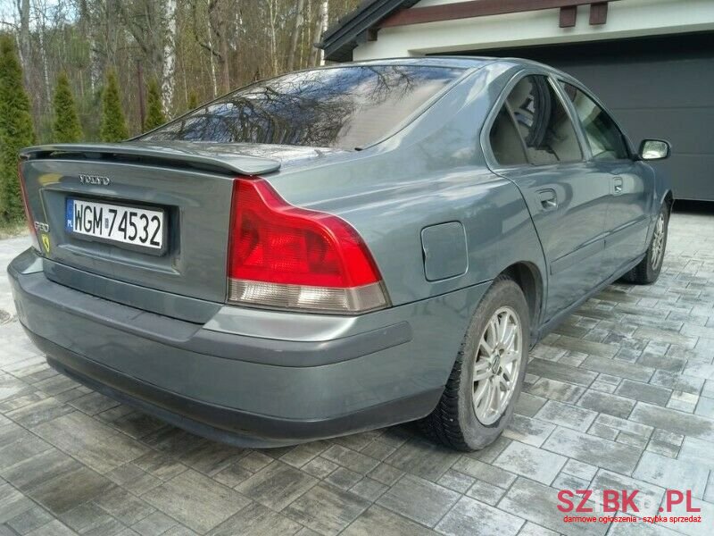 2004' Volvo S60 photo #3