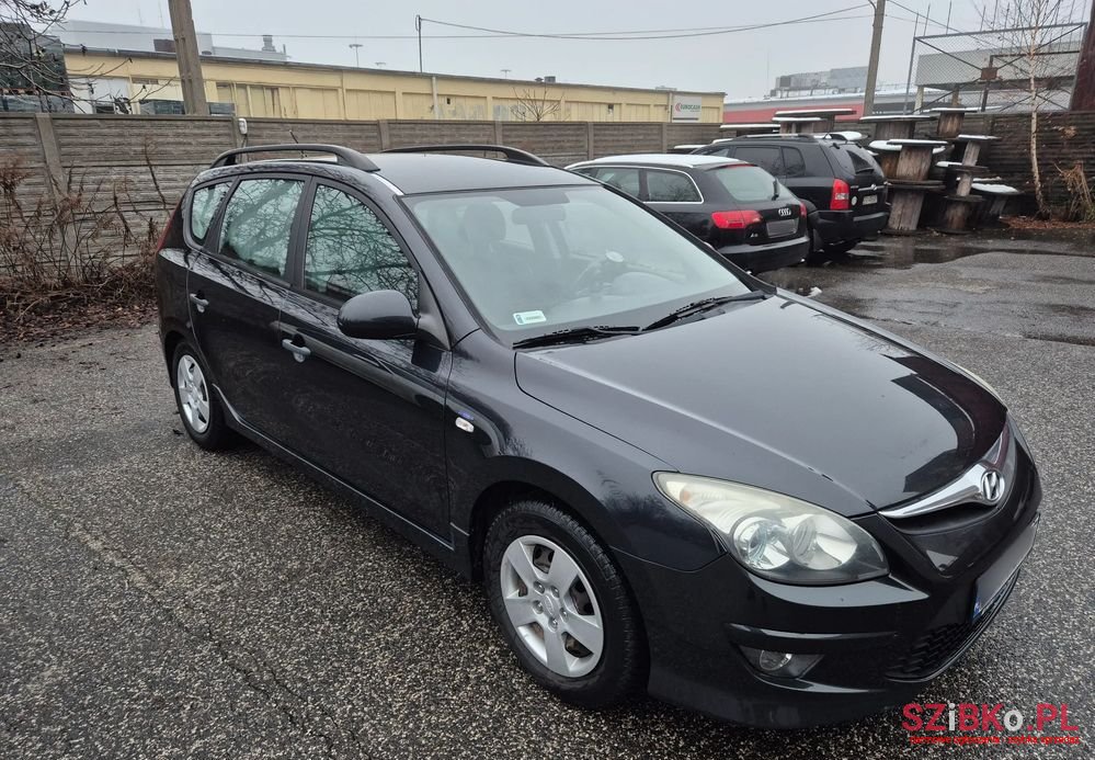 2010' Hyundai i30 photo #5