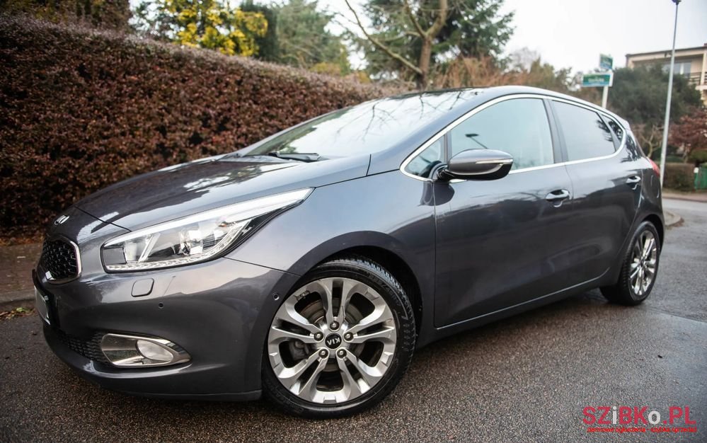 2013' Kia Ceed photo #1