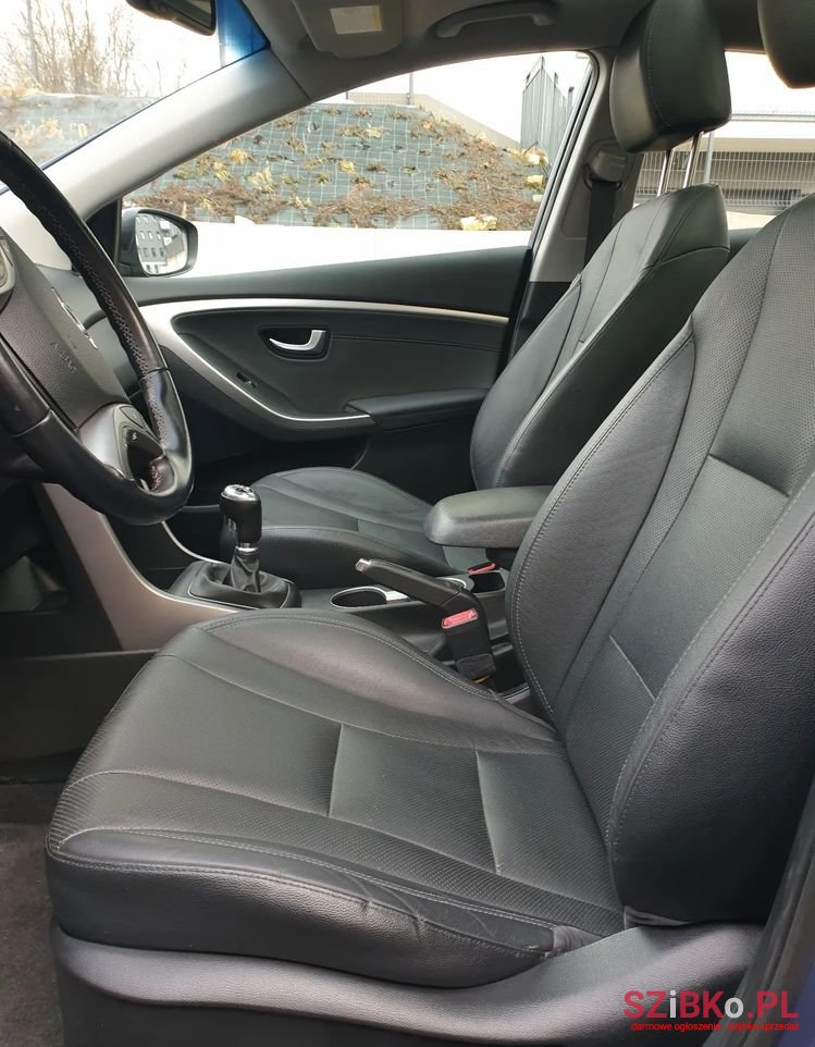 2013' Hyundai i30 photo #6