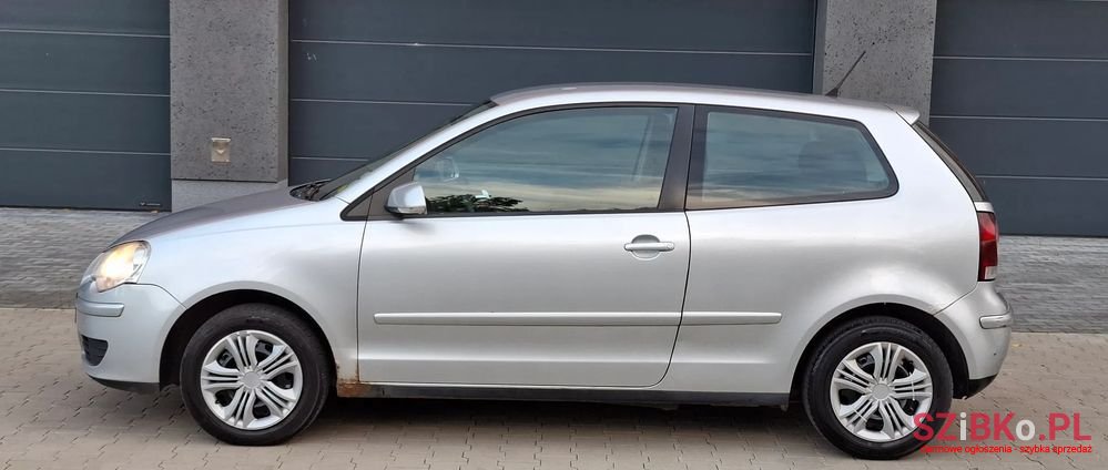 2007' Volkswagen Polo photo #2