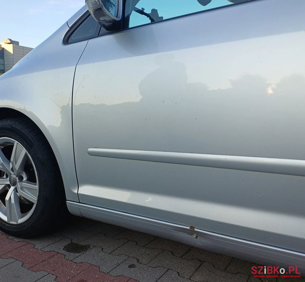 2005' Volkswagen Golf 1.6 Fsi Comfortline Tiptr photo #5