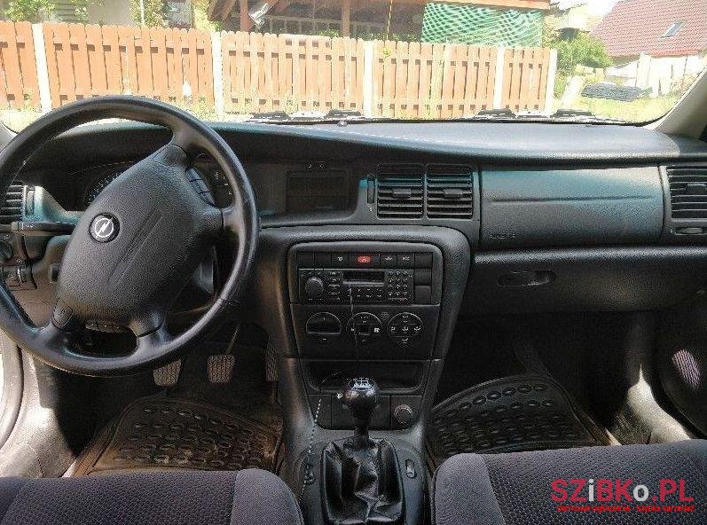 2001' Opel Vectra photo #2