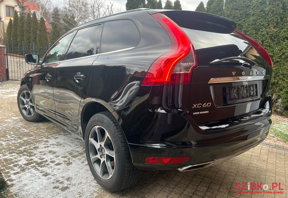 2017' Volvo Xc 60 photo #2