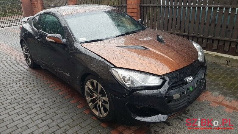 2015' Hyundai Genesis photo #1