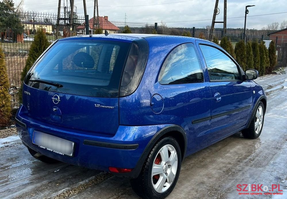 2004' Opel Corsa photo #4