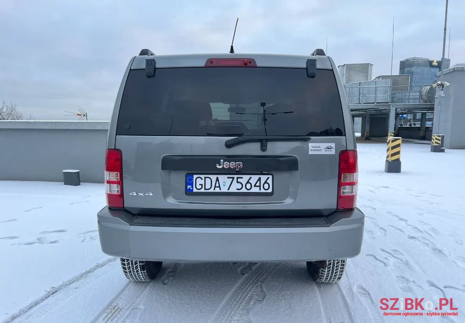 2012' Jeep Liberty photo #6